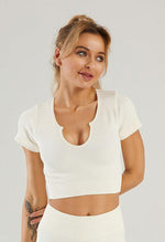 Solid Ribbed Cut-Out Seamless Top - Century - Mayzia